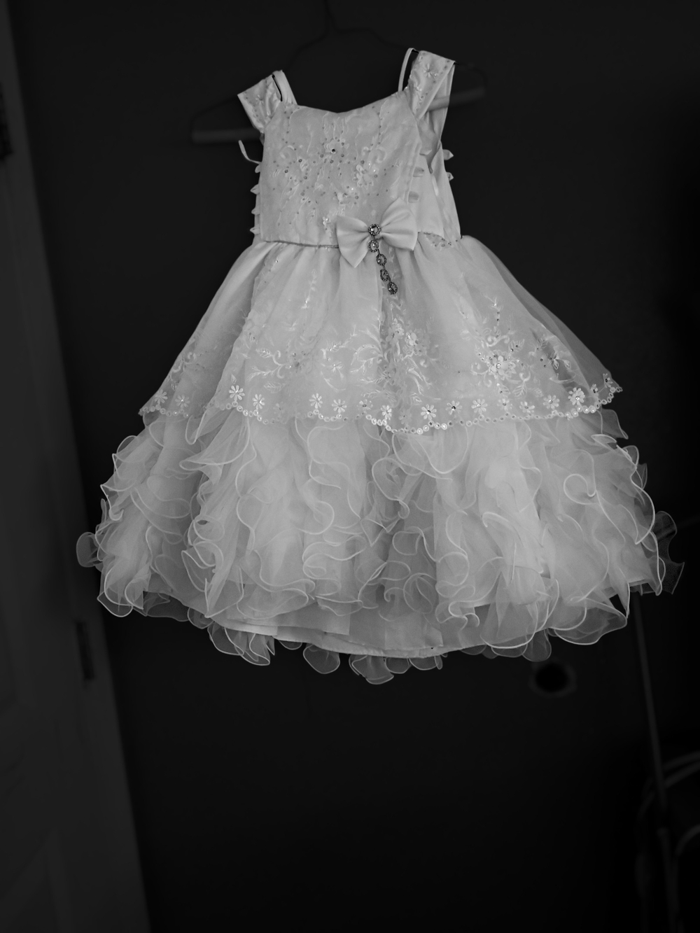 Girls White Ruffle Tulle Party Dress with Bow